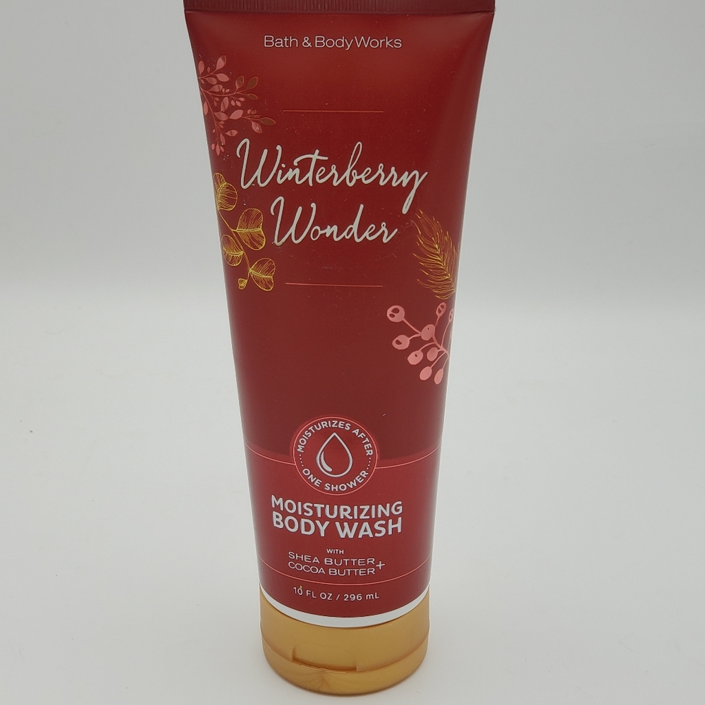 NEW Bath and Body Works Winterberry Wonder Moisturizing Body Wash 10 oz